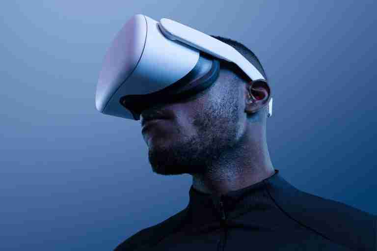 Revolutionize Your Workday: Top Vr Apps For Boosting Productivity